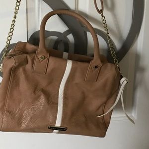 Crossbody purse